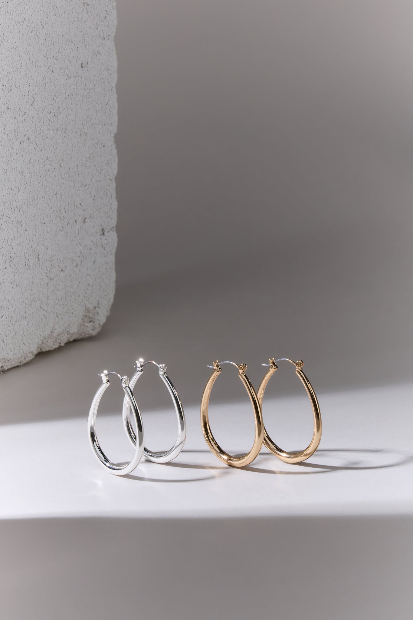 Oval Hoops